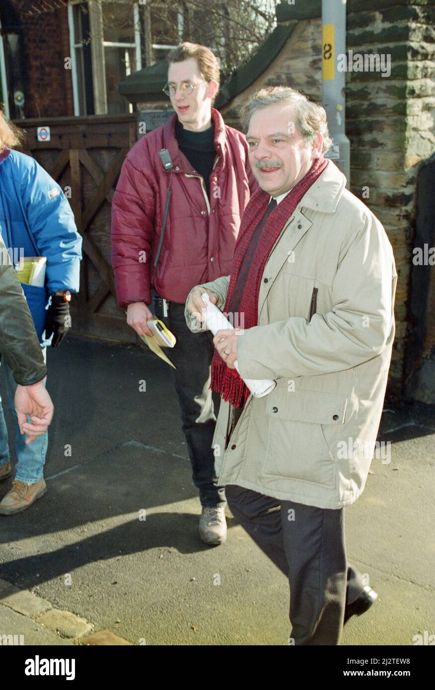 L'attore David Jason durante le riprese di 'Un tocco di Frost'. 11th febbraio 1992. Foto Stock