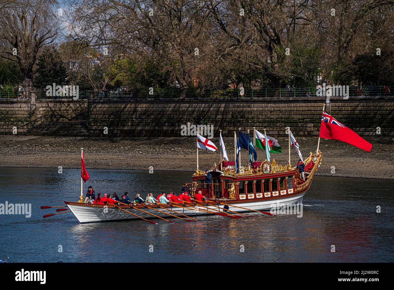 3 aprile 2022. Queen's Rowbarge Gloriana, Londra, Regno Unito Foto Stock