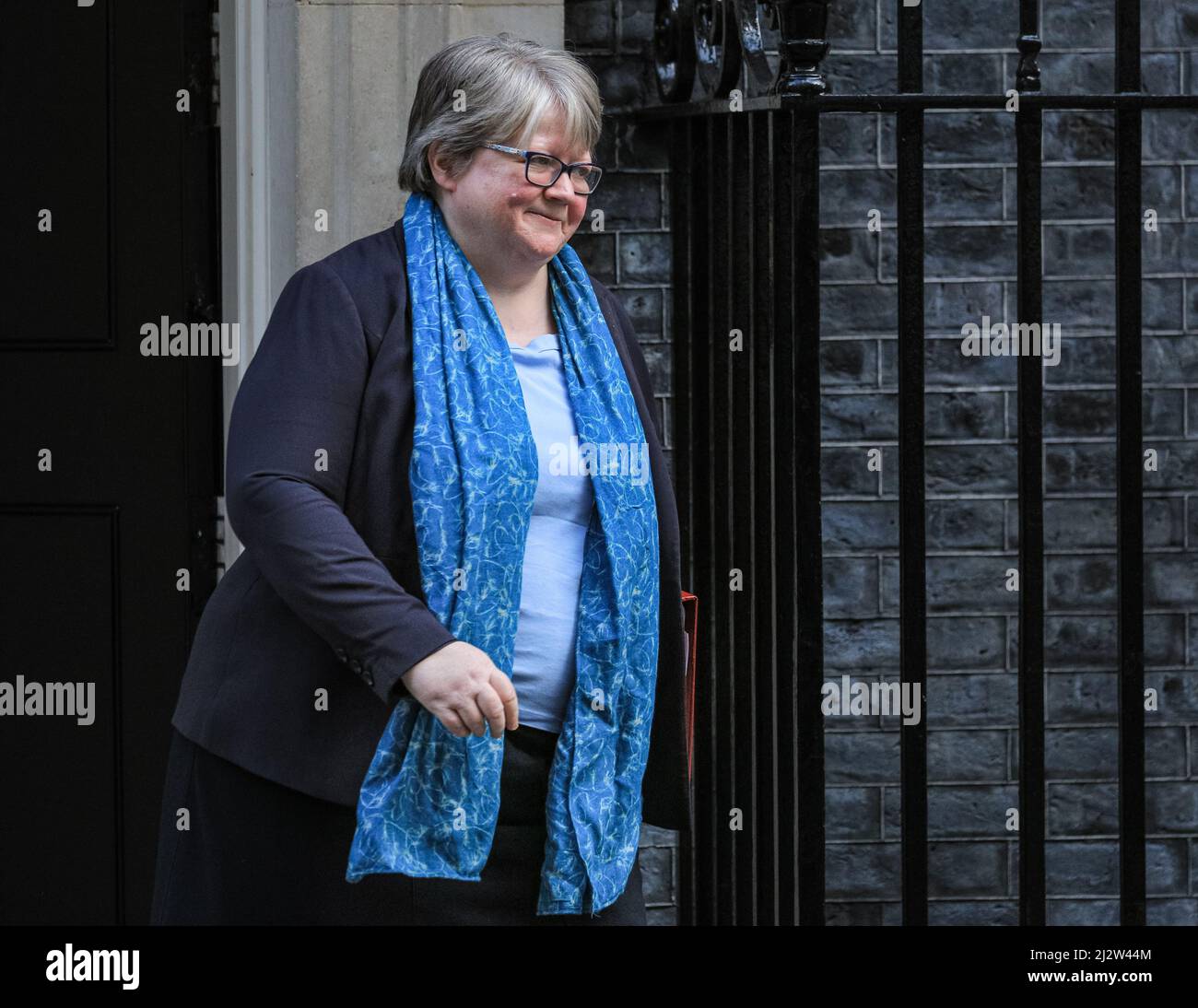 Thérèse Coffey MP, Segretario di Stato per il lavoro e le pensioni, Downing Street, Londra, Regno Unito Foto Stock