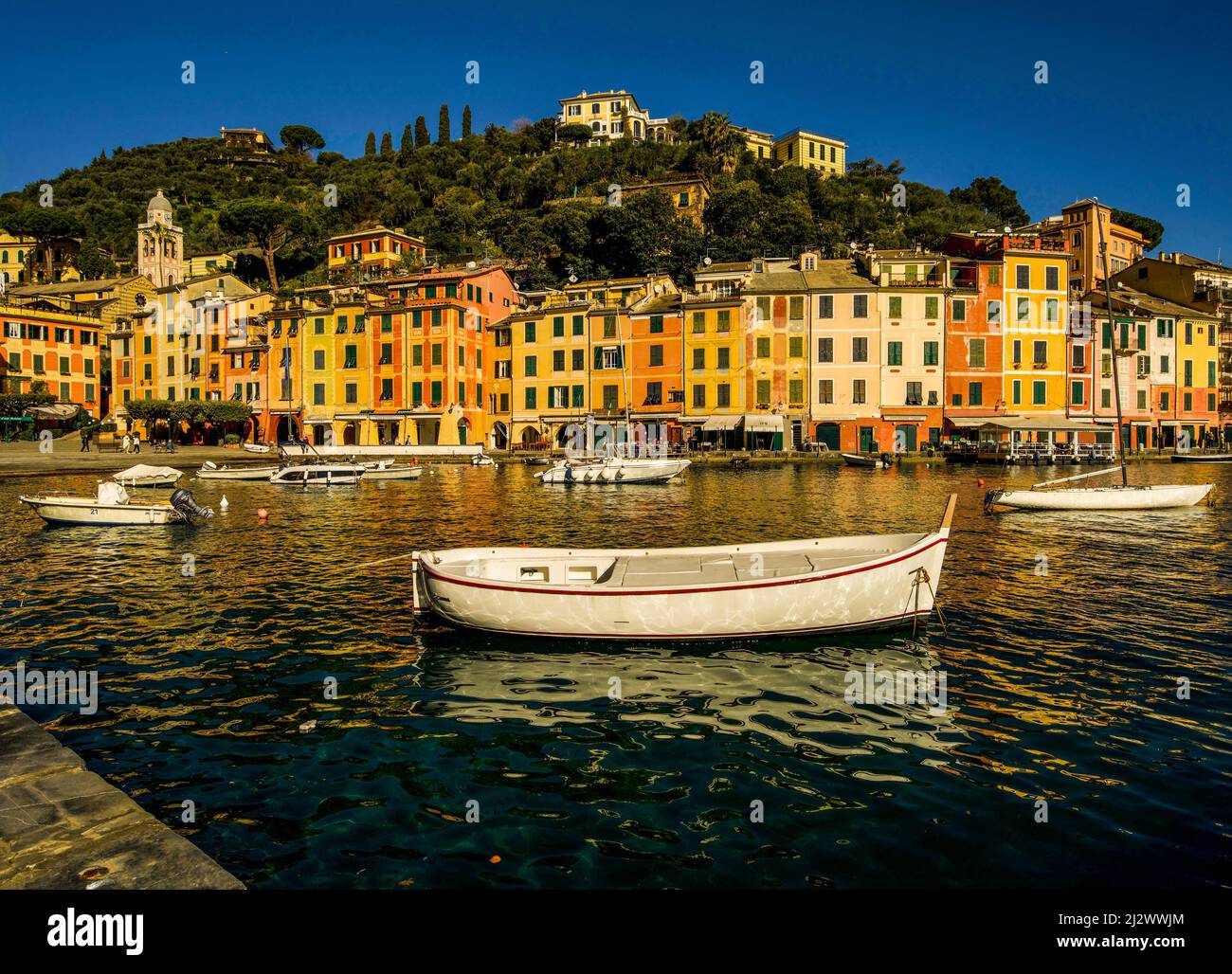 Porto di Portofino in inverno, Liguria, Riviera Levante, Italia Foto Stock