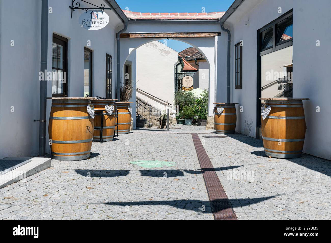 Nei vicoli della città vecchia della città libera di Rust sul lago Neusiedl a Burgenland, Austria Foto Stock