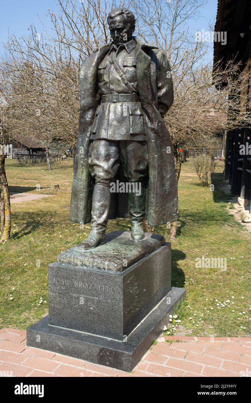 Kumrovec, Croazia - 25 marzo 2022: Il villaggio di Kumrovec è il luogo di nascita del maresciallo Josip Broz Tito, il presidente della Jugoslavia. Vista interna del suo hou Foto Stock