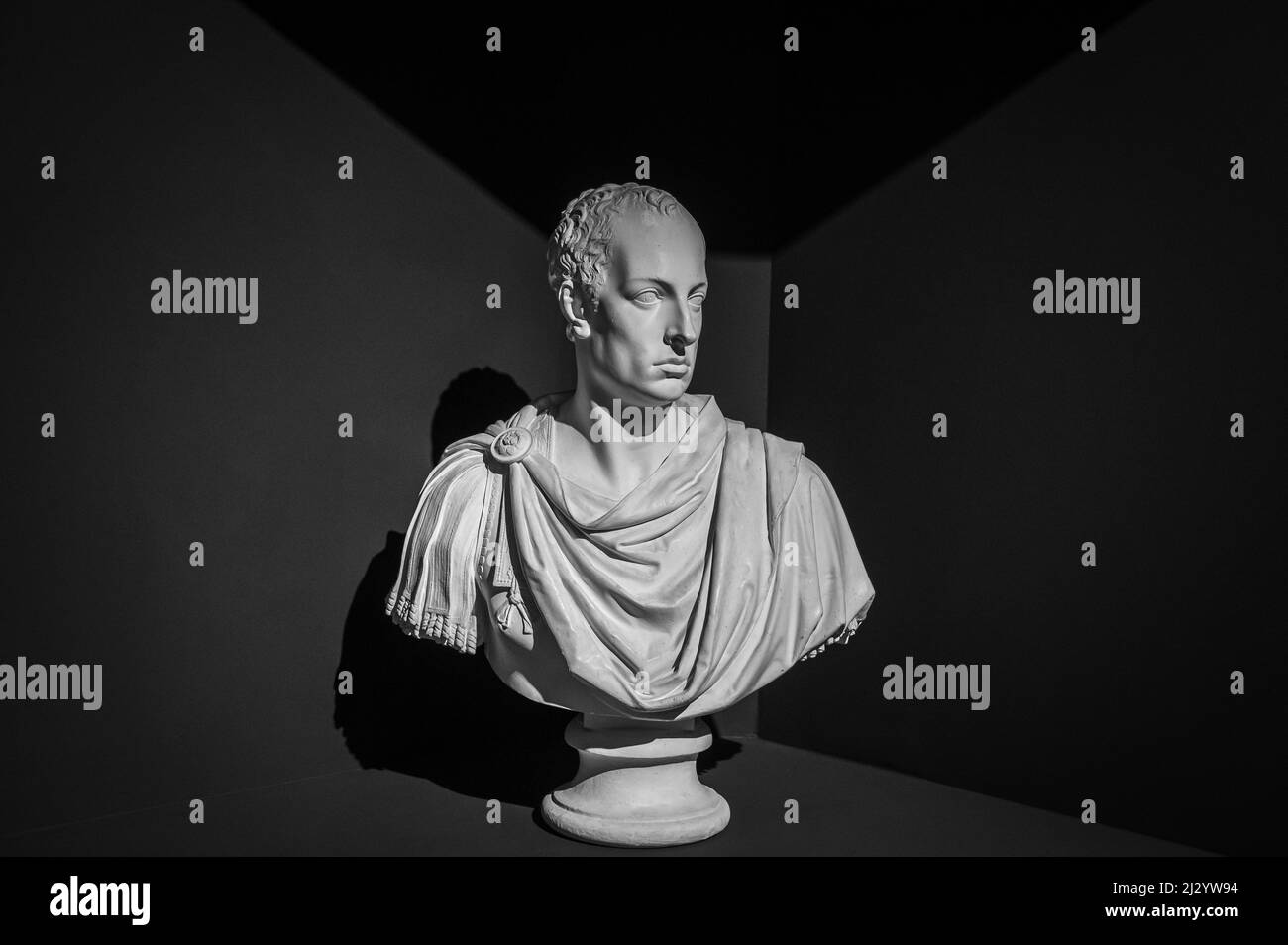 Francesco i d'Austria', 1781-2, di Antonio Canova (1757 - 1822), statua marmorea in mostra al museo Mart di arte moderna e contemporanea in Italia - Foto Stock