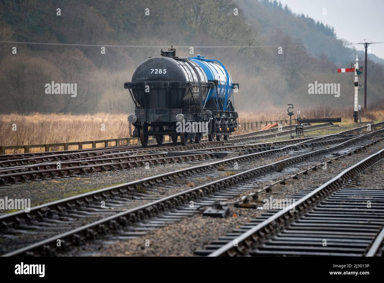 Santa Special Train, Moorlander, treno a vapore in un modo da Pickering a Grosmont passando per Levisham Station in North York Moors UK Foto Stock