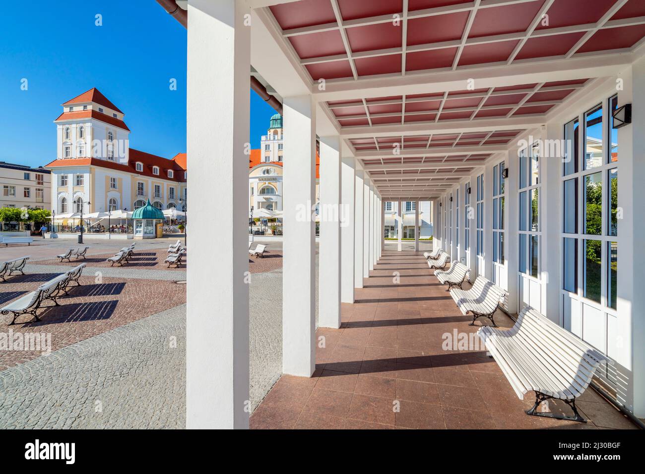 Kurhaus e Kurplatz sul lungomare, Ostseebad Binz, Rügen Island, Meclemburgo-Pomerania occidentale, Germania Foto Stock