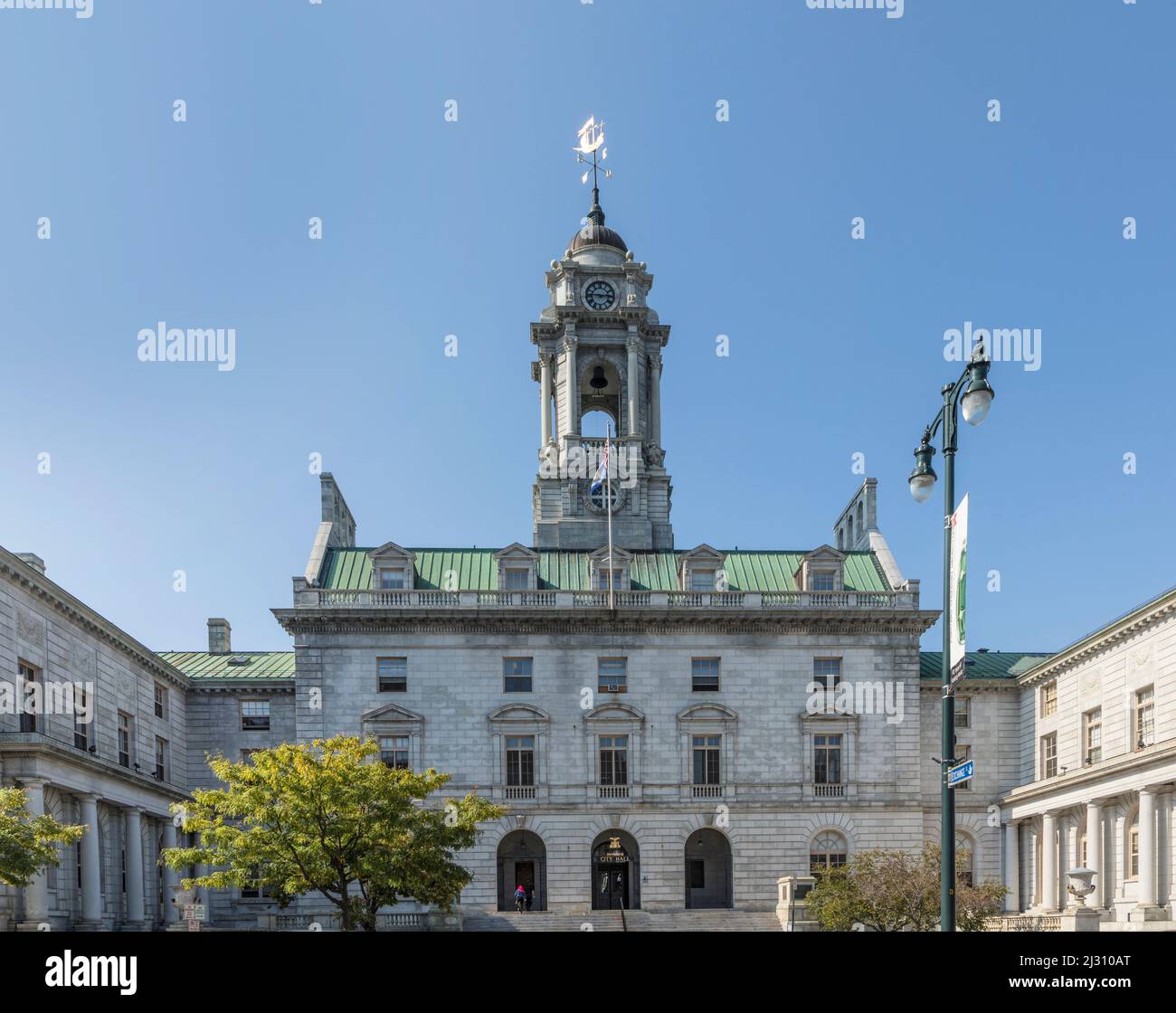 PORTLAND, USA - 15 SET 2017: Municipio di Portland. Portland è piena di edifici in mattoni del 19th secolo. Foto Stock