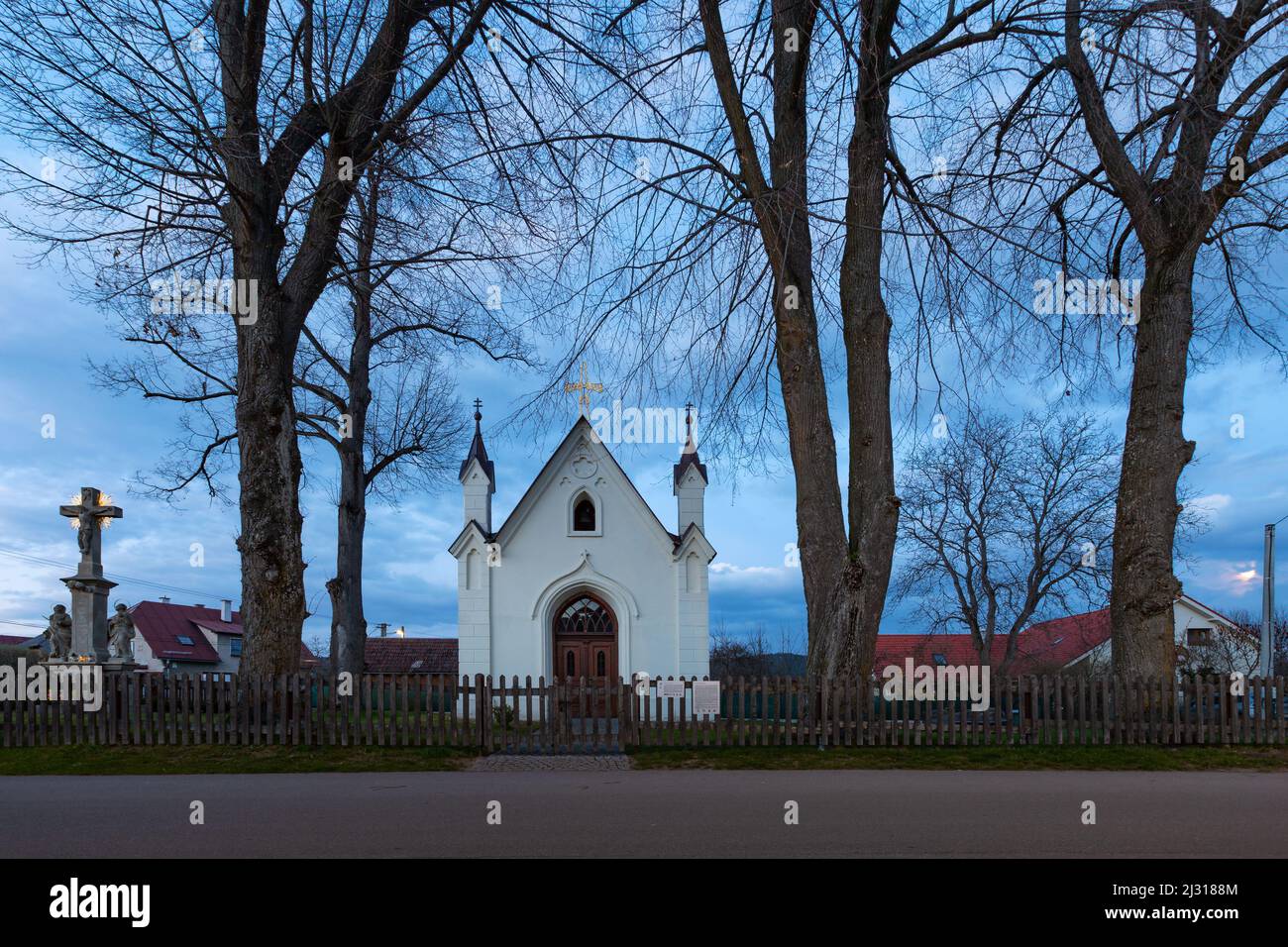 Cappella di san. Joseph nel villaggio di Klastor pod Znievom, Slovacchia. Foto Stock
