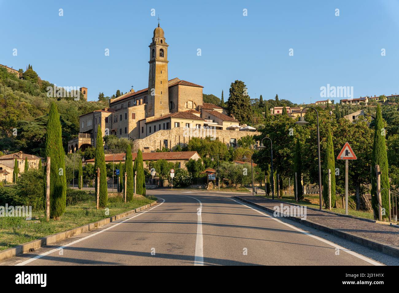 Vista esterna di Arqua Pertrarca, uno dei più bei villaggi d'Italia, Veneto, Italia Foto Stock