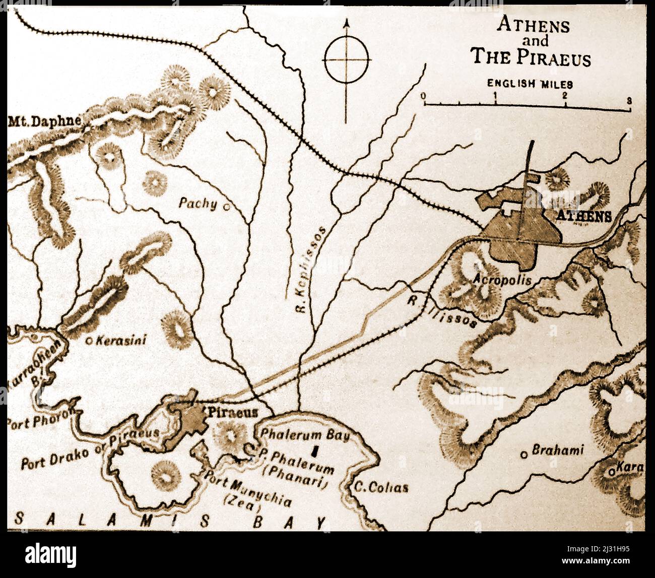 Una mappa britannica del 19th secolo di Atene e Pireo, Grecia, con distanze in miglia inglesi Foto Stock