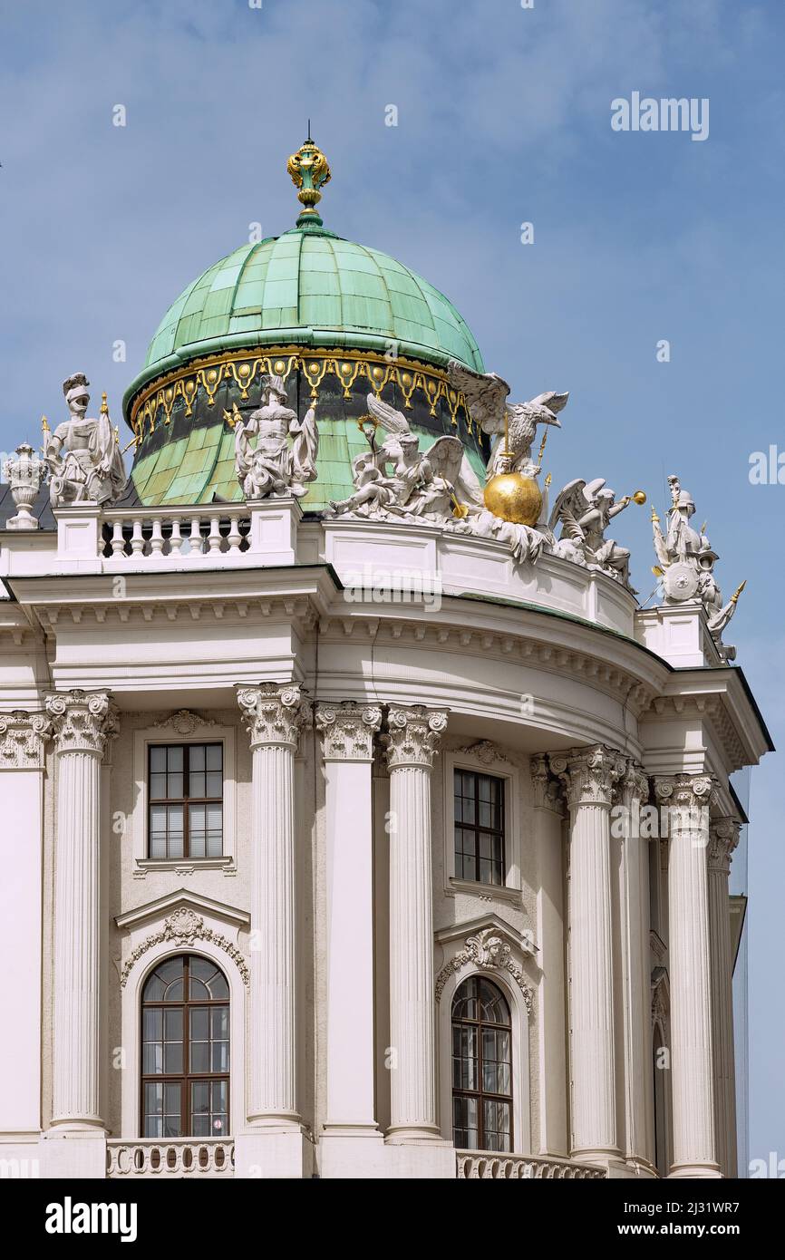 Vienna; Scuola di Equitazione Spagnola, dettaglio cupola Foto Stock
