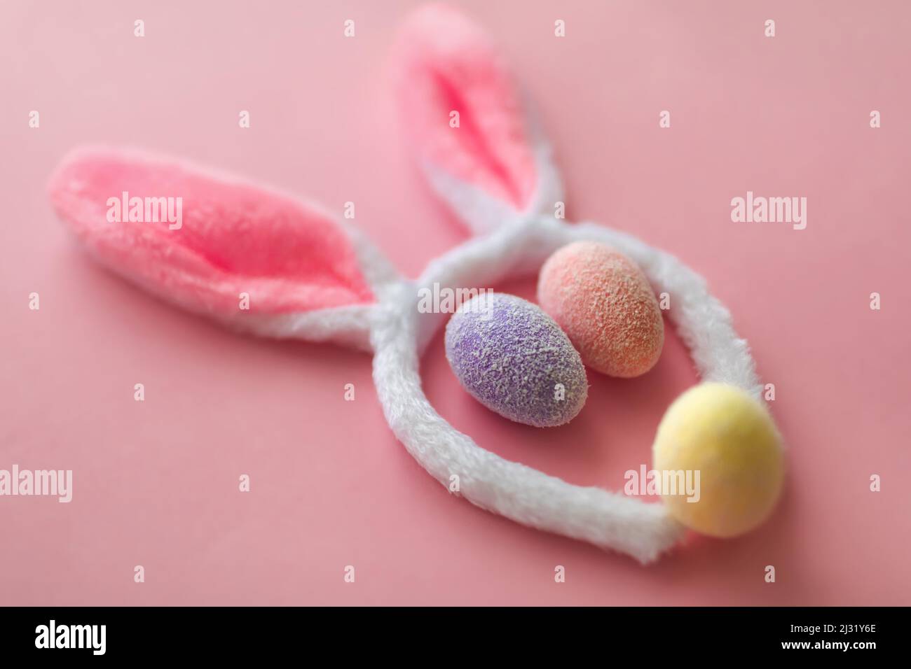 Orecchie Di Coniglio Di Pasqua Su Fondo Bianco Illustrazione Vettoriale - Illustrazione Di