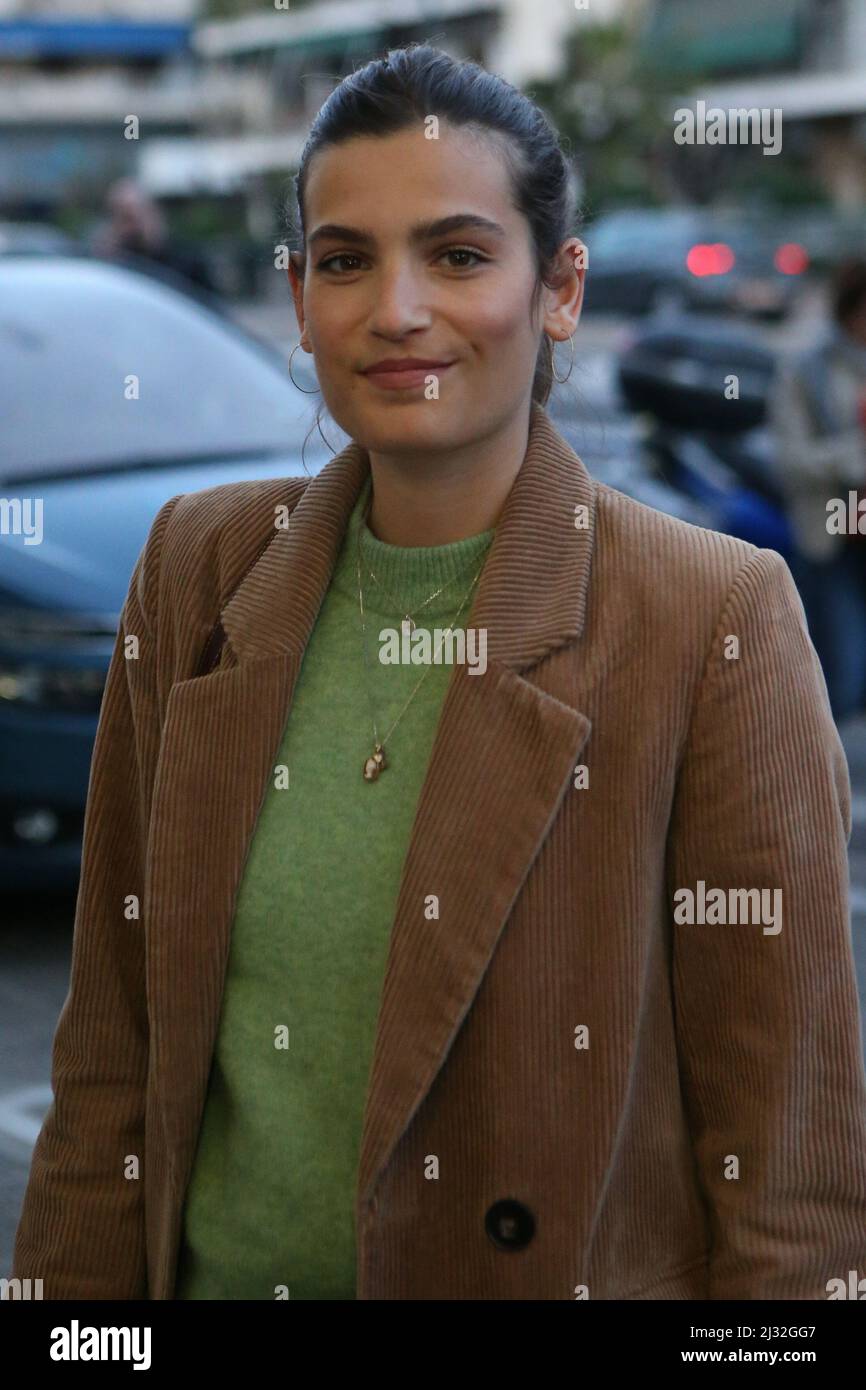 L'attrice francese ALMA JODOROWSKY partecipa alla prima del suo film 'l'Ennemi' durante il festival cinematografico del francofono di Atene. Foto Stock