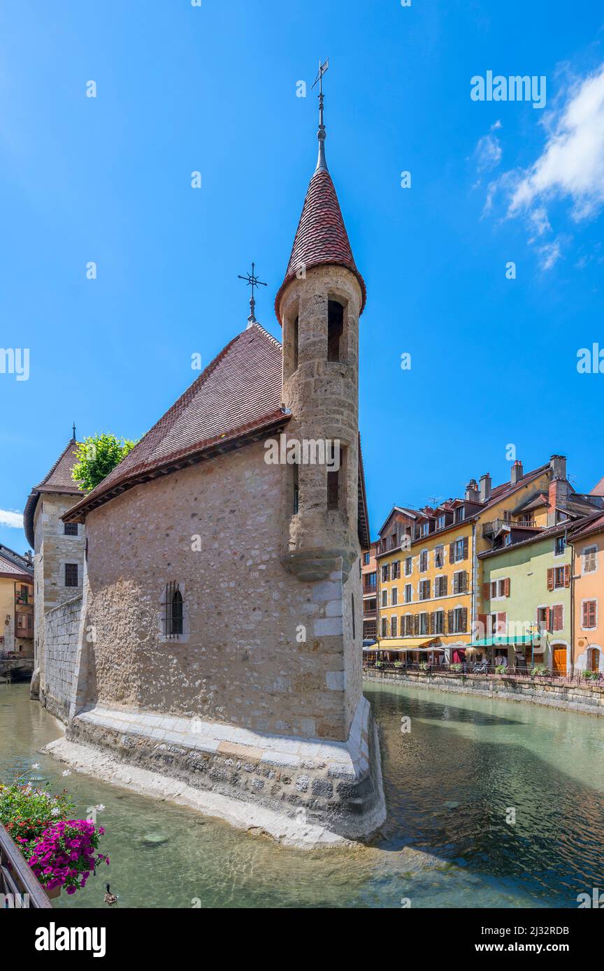 Palais de l&#39;Annecy Isle and Thiou Canal, dipartimento dell'alta Savoia, Auvergne-Rhone-Alpes, Francia Foto Stock