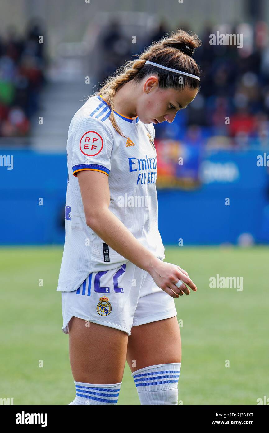 BARCELLONA - MAR 13: Athenea del Castillo in azione durante la Primera Iberdrola match tra FC Barcelona Women e Real Madrid Women al Johan Cr Foto Stock