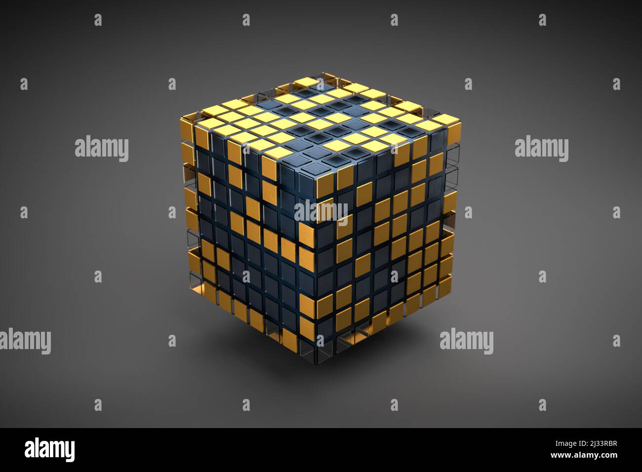 Analisi dei dati - cubo dei dati - concetto dei big data. Un'immagine astratta di un cuibe con piastrelle dorate e di vetro attaccate su sfondo grigio. Foto Stock