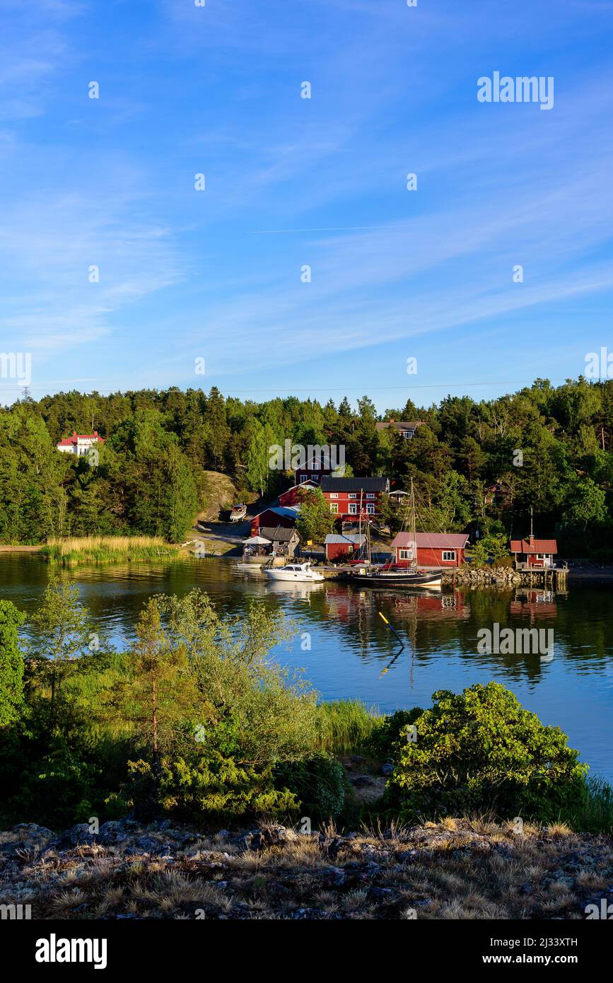 Paesaggio di Schaeren vicino a Naantali, Schaerenringweg: Askainen – Kustavi – Inioe – Houtskaer – Korpo – Nagu – Pargas, Finlandia Foto Stock
