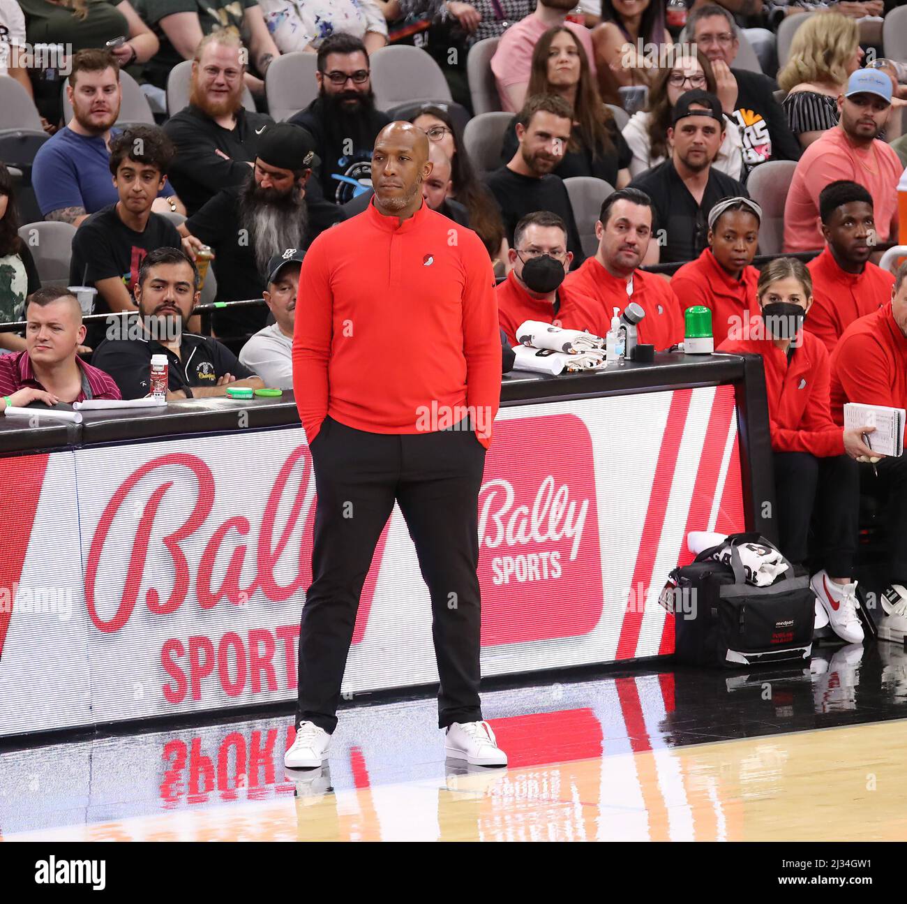 3 aprile 2022: Portland Trail Blazers in avanti KELJIN BLEVINS (21) va al  basket durante una partita NBA tra gli Spurs e i Trail Blazers il 3 aprile  2022 a San Antonio,