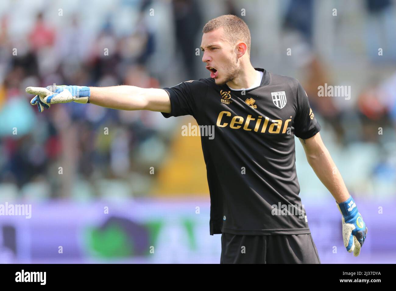 Parma, Italia. 06th Apr 2022. Martin Turk di PARMA CALCIO gesticola durante la partita della Serie B tra Parma Calcio e Como 1907 a Ennio Tardini il 6 aprile 2022 a Parma. Credit: Independent Photo Agency/Alamy Live News Foto Stock