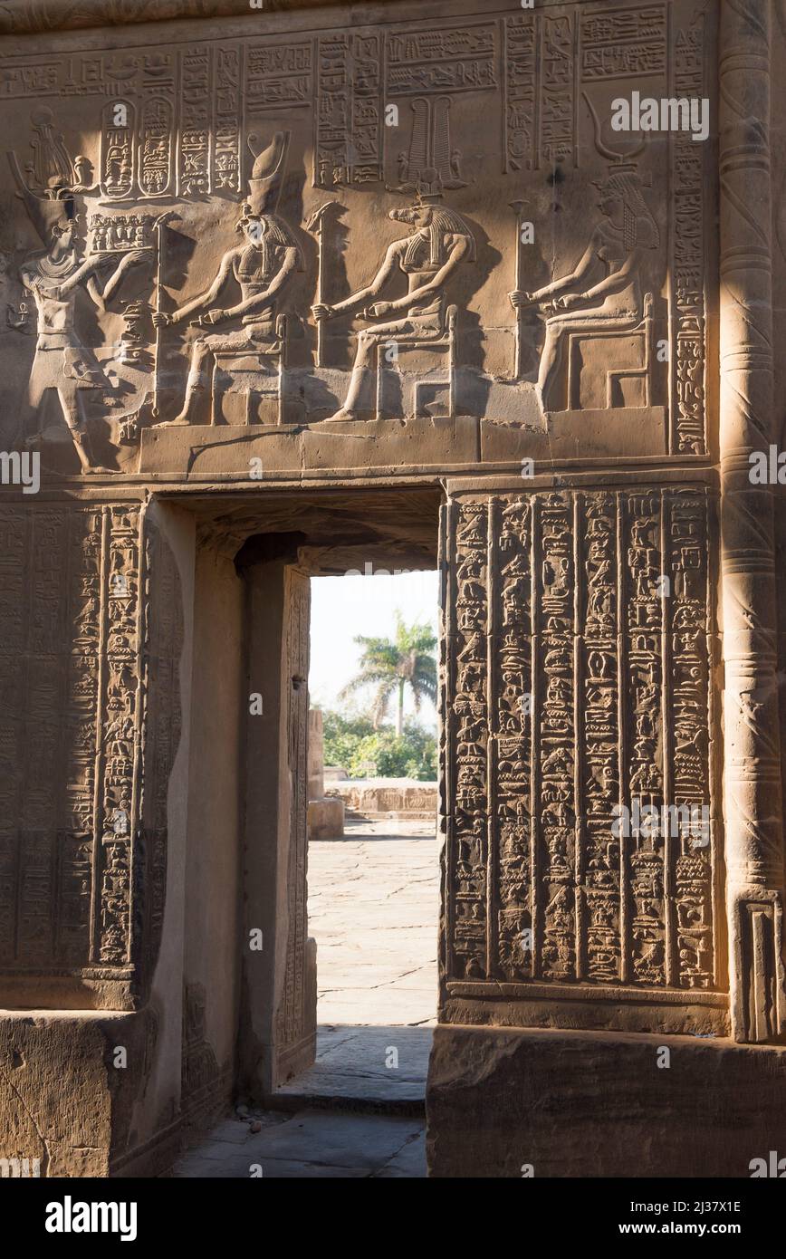 Tempio di Kom Ombo dedicato agli dei Sobek e Haroeris, Egitto, Nord Africa. Foto Stock