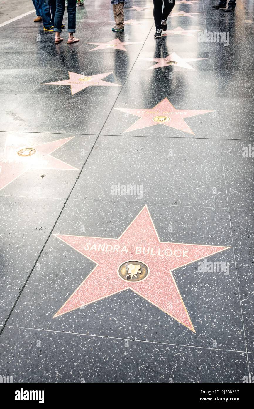 Sandra Bullock Star sulla Hollywood Walk of Fame a Hollywood, Los Angeles, California, USA in una giornata nuvolosa. Foto Stock