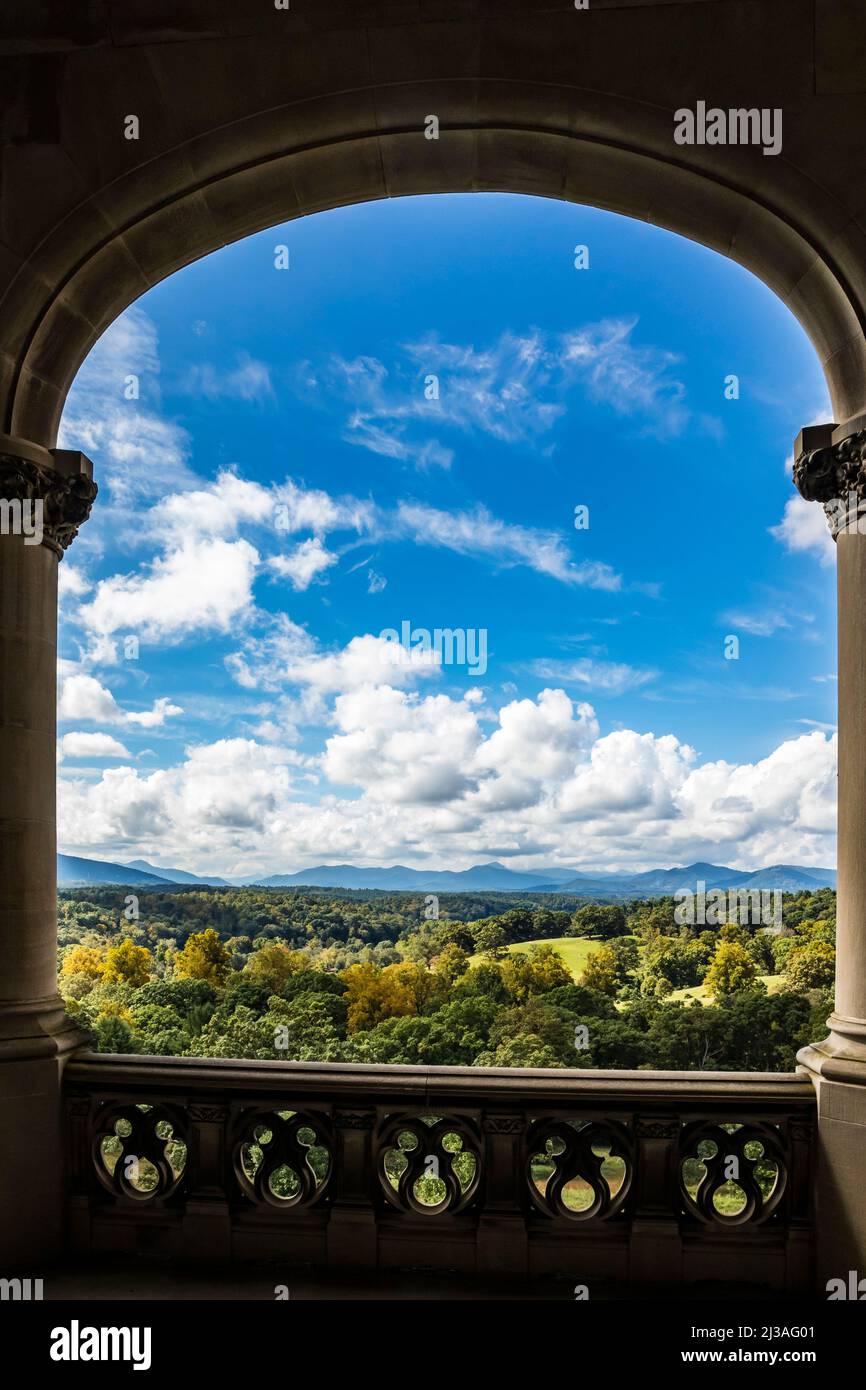 Dal balcone sul retro della Biltmore House, Asheville, NC, USA. Foto Stock