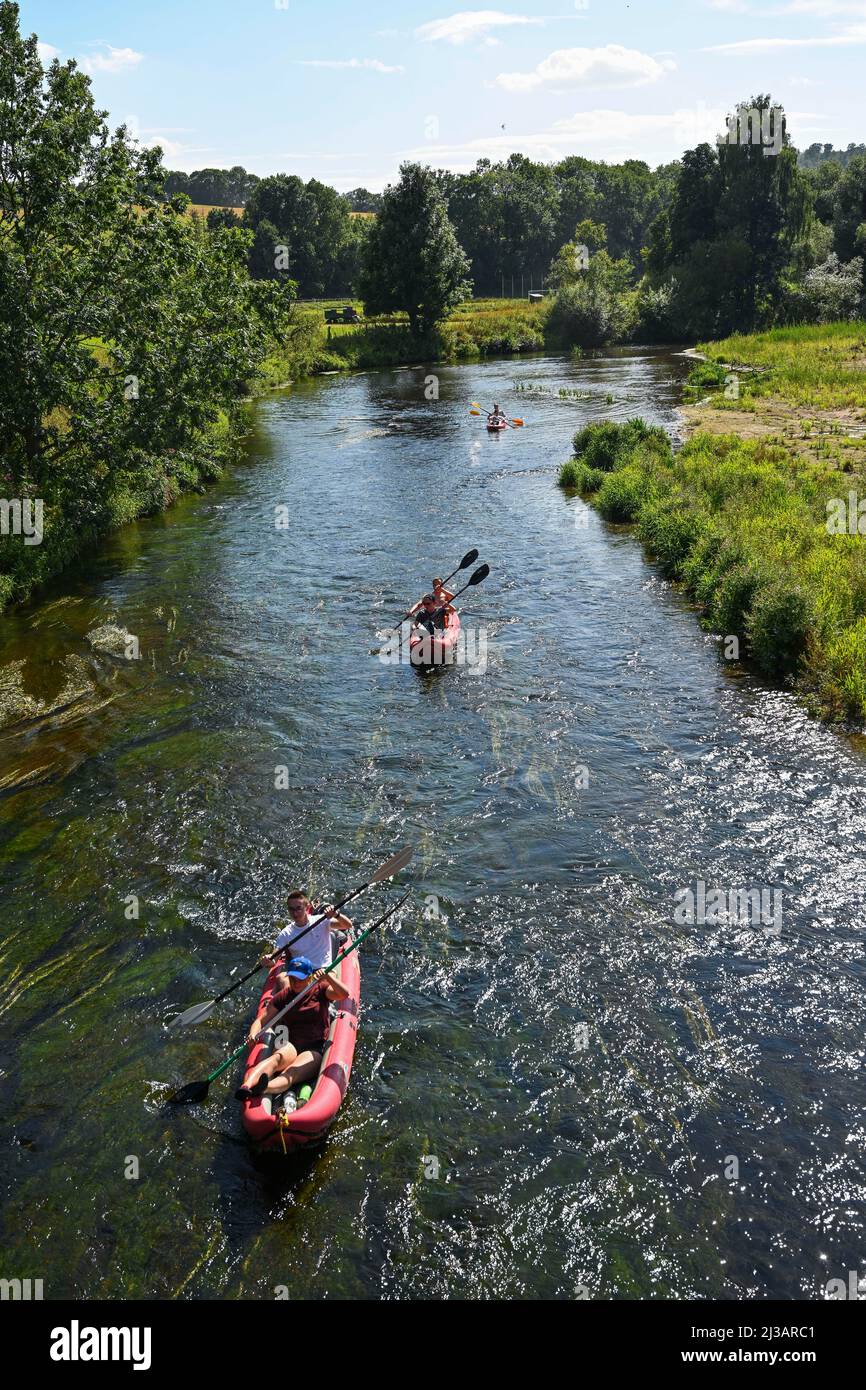Canoe, kayak, escursione, torrente Emmer, bassa Sassonia, Germania Foto  stock - Alamy