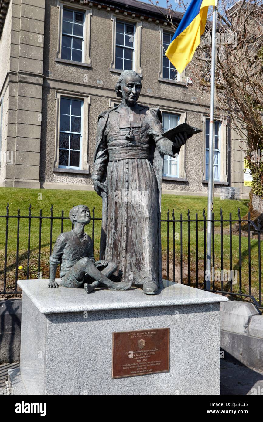 statua di san giovanni battista de la salle nella contea di castlebar mayo repubblica d'irlanda Foto Stock