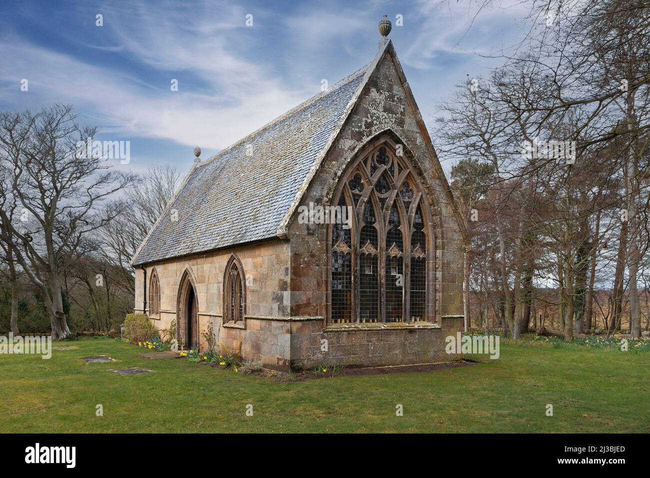 ST MICHAEL KIRK GORDONSTOUN SCUOLA MORAY SCOZIA LA CHIESA IN PRIMAVERA Foto Stock