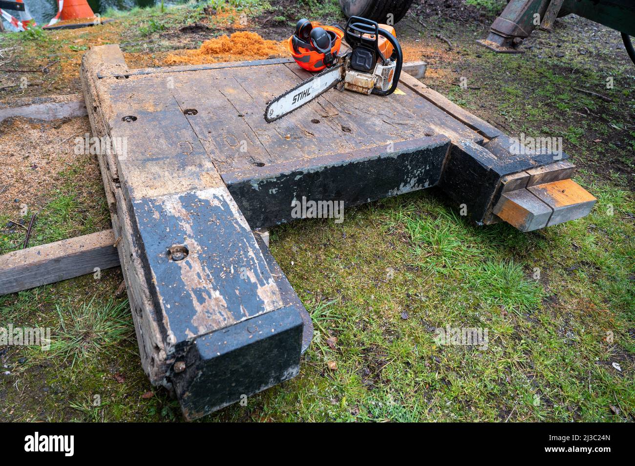 Bloccare i cancelli prima di essere installati da appaltatori che lavorano per SNCT a Newport Shropshire. Foto Stock