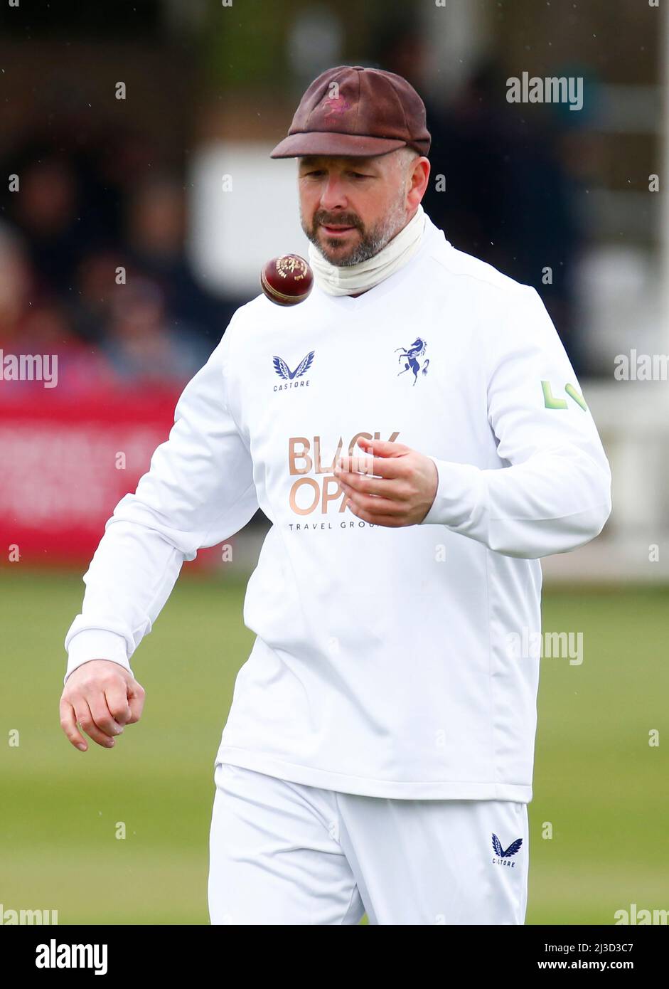 Chelmsford, Regno Unito. 01st Feb 2018. CHELMSFORD INGHILTERRA - APRILE 07 : Darren Stevens di Kent CCC durante il Campionato della Contea - Divisione uno (giorno 1 del 4) tra Essex CCC contro Kent CCC al Cloud County Ground, Chelmsford il 07th Aprile 2022 Credit: Action Foto Sport/Alamy Live News Foto Stock