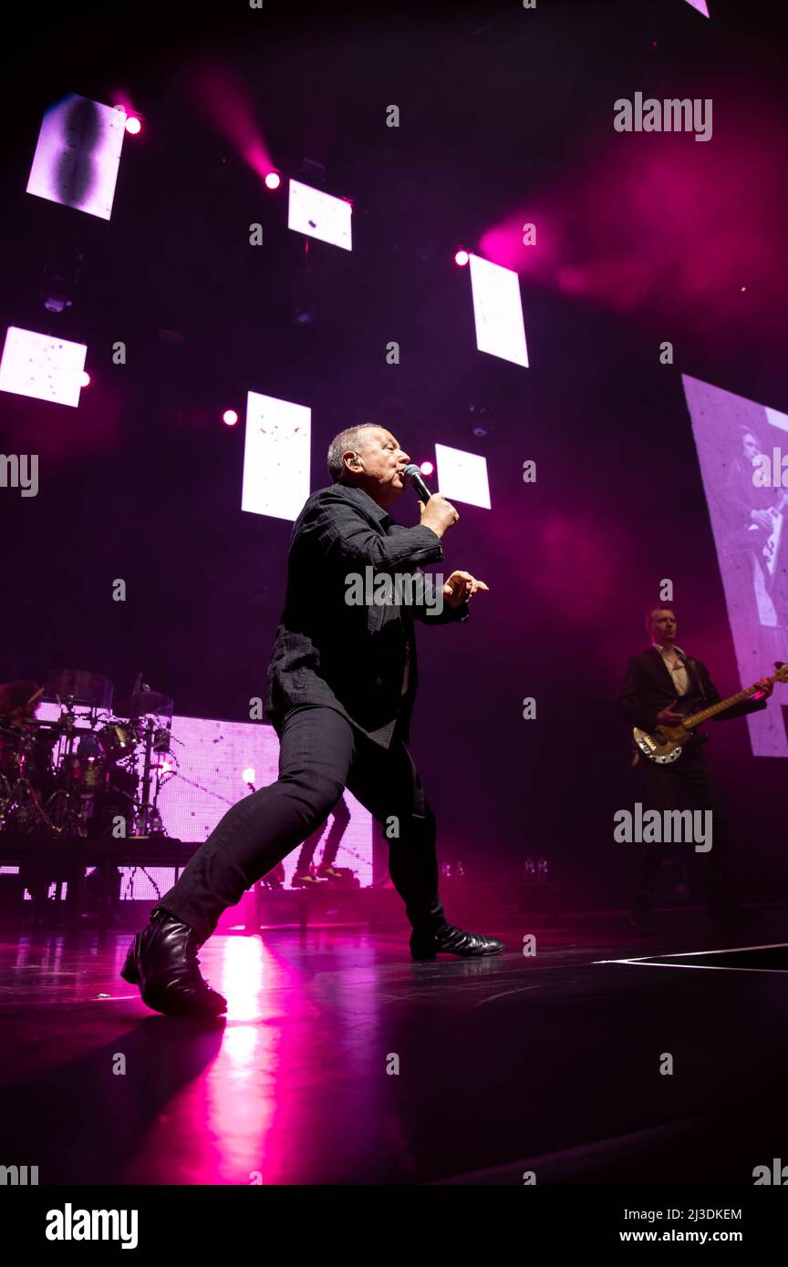 Simple Minds all'OVO Hydro Glasgow 6th aprile 2022 Foto Stock