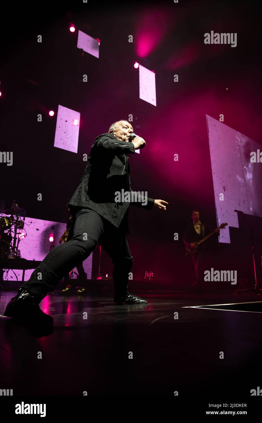 Simple Minds all'OVO Hydro Glasgow 6th aprile 2022 Foto Stock