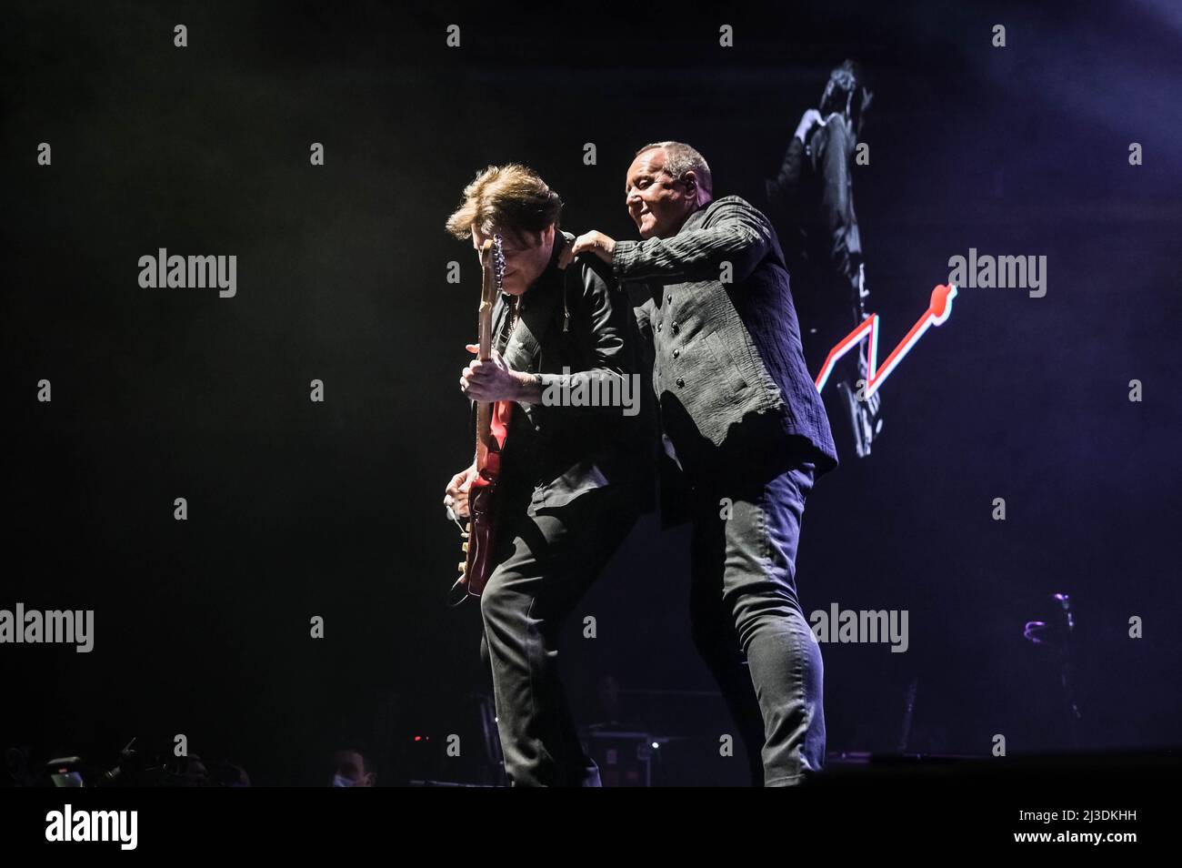 Simple Minds all'OVO Hydro Glasgow 6th aprile 2022 Foto Stock