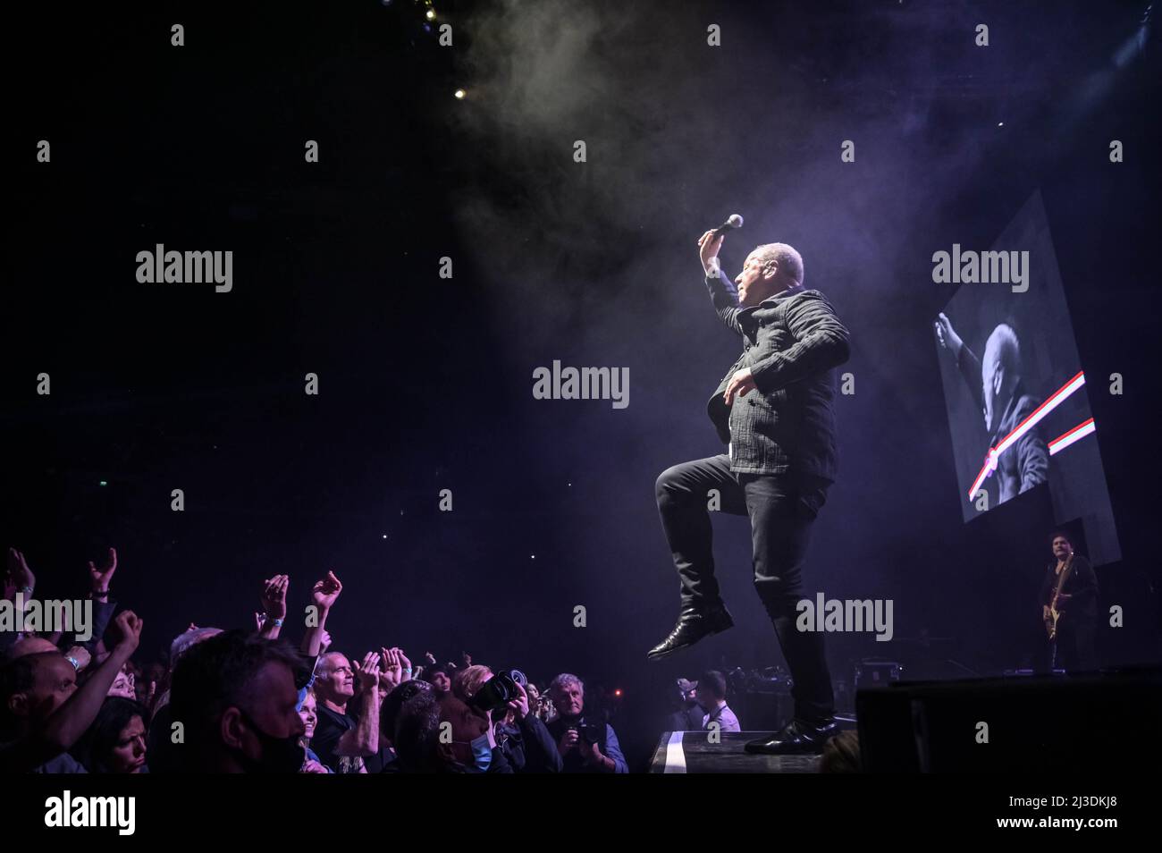 Simple Minds all'OVO Hydro Glasgow 6th aprile 2022 Foto Stock