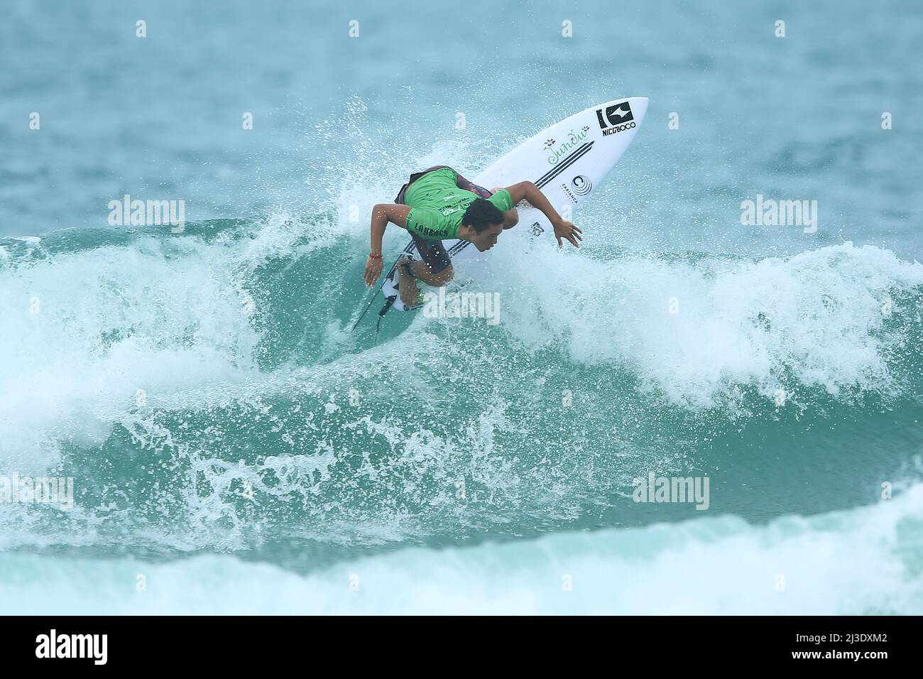 Guilherme Fernandes in gara nel QS layback Pro Surfing a Praia Mole, a Florianopolis, Brasile Heuler Andrey/DiaEsportivo/SPP credito: SPP Sport Press Foto. /Alamy Live News Foto Stock