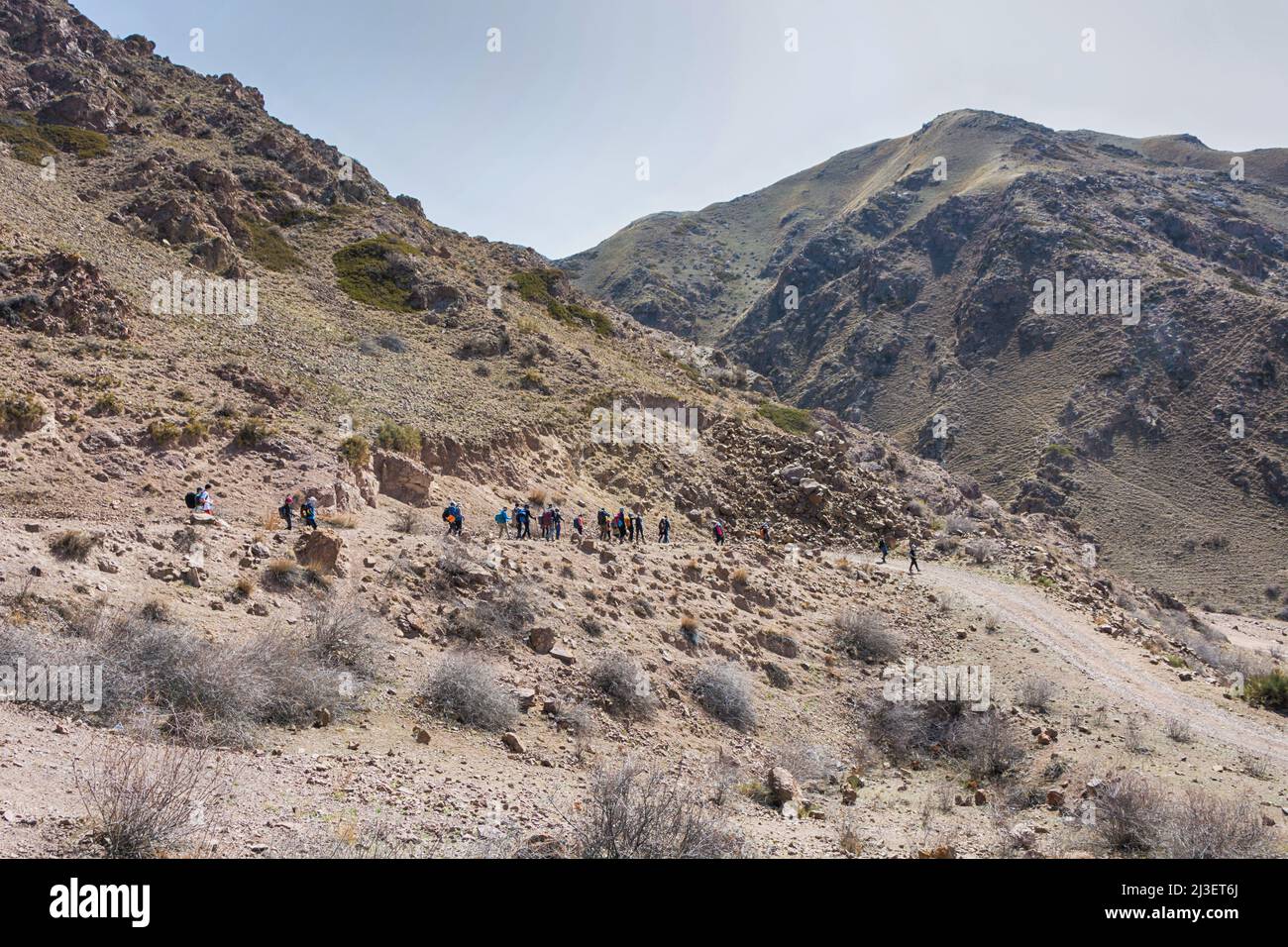Splendidi paesaggi delle montagne, una vista mozzafiato delle rocce rosso-arancio. Foto Stock