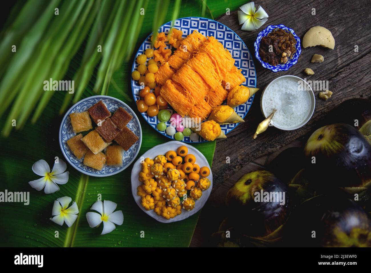 Dessert thailandesi, dolci locali della provincia di Phetchaburi, Thailandia Foto Stock