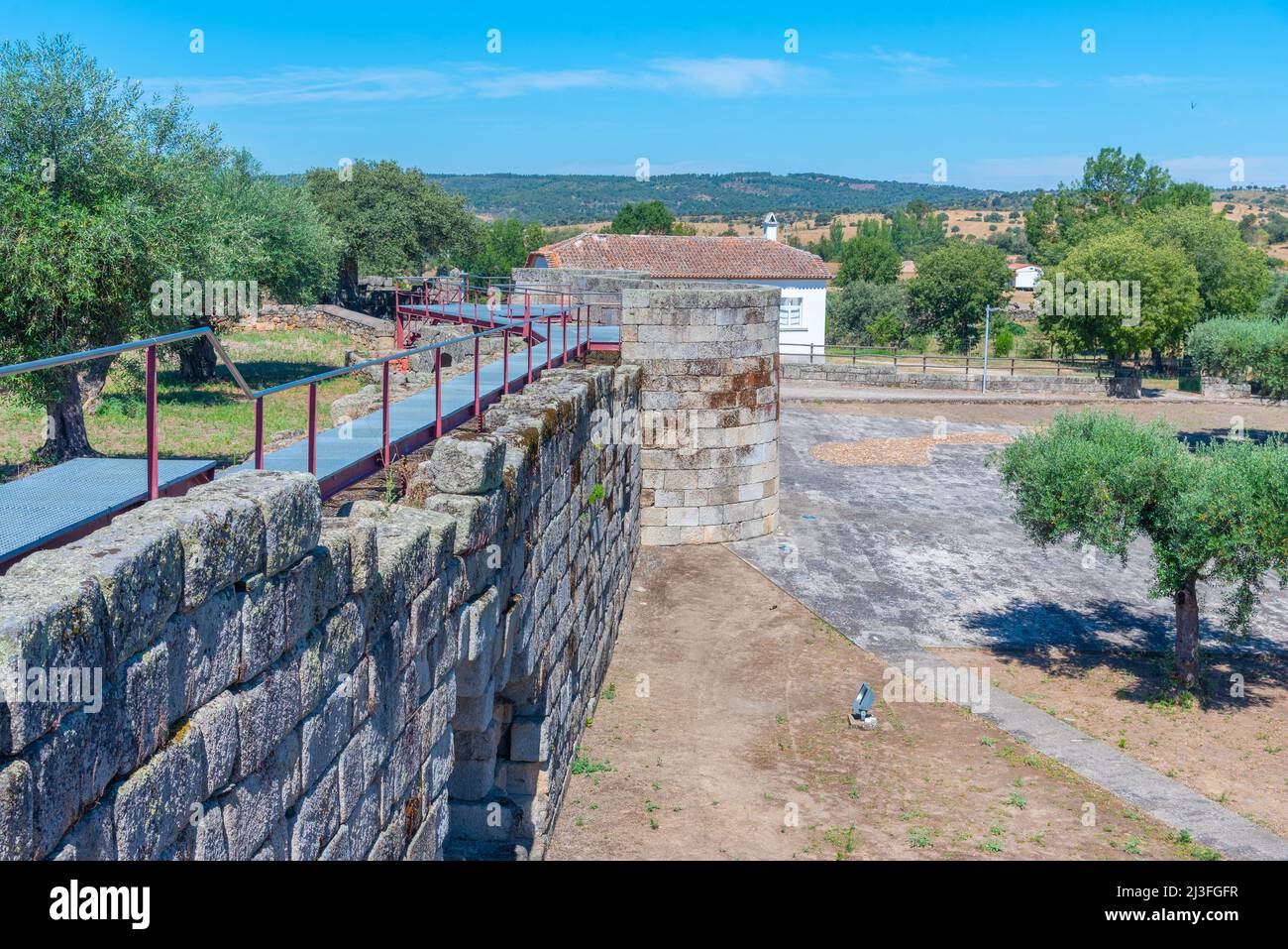 Porta principale della città di Idanha-a-velha in Portogallo. Foto Stock