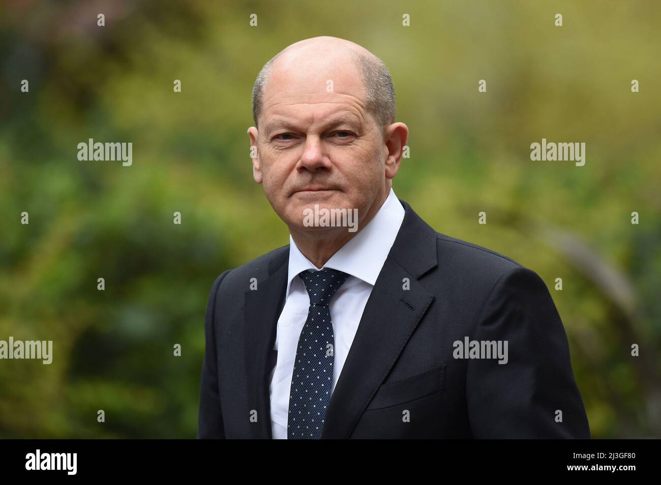 Londra, Regno Unito. 8th Apr 2022. Boris Johnson primo Ministro incontra OLAF Scholz il Cancelliere della Germania a Downing Street Credit: MARTIN DALTON/Alamy Live News Foto Stock