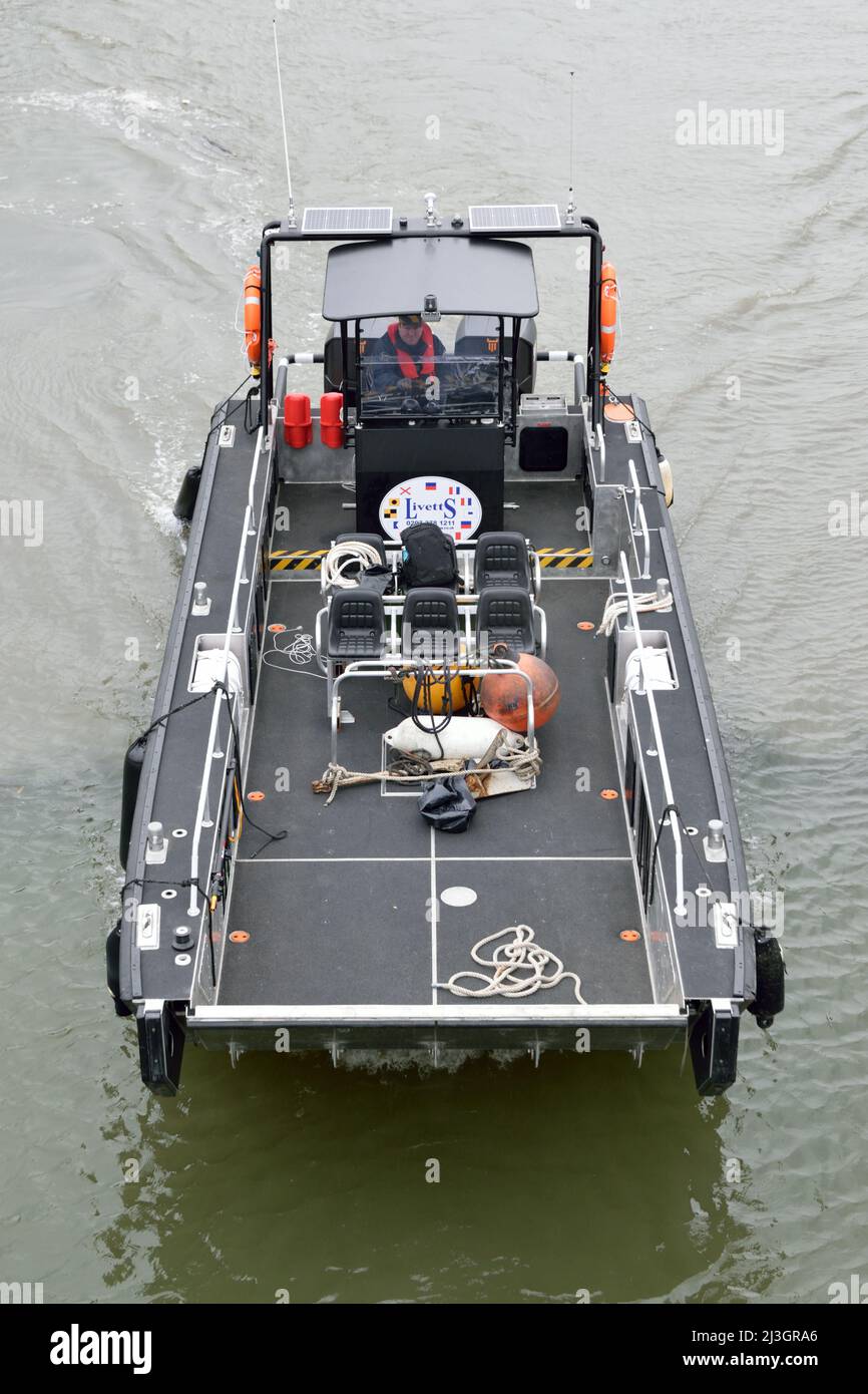 Landing Craft BRAVO Lima GB gestito dal Livetts Group visto operare a Londra Foto Stock