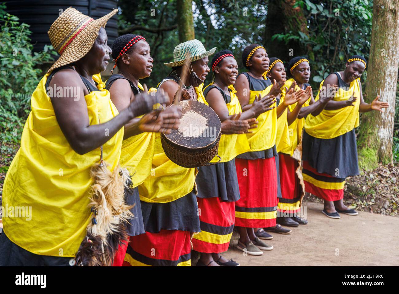 Uganda, distretto di Kanungu, Ruhija, gruppo folk di Kiga Foto Stock