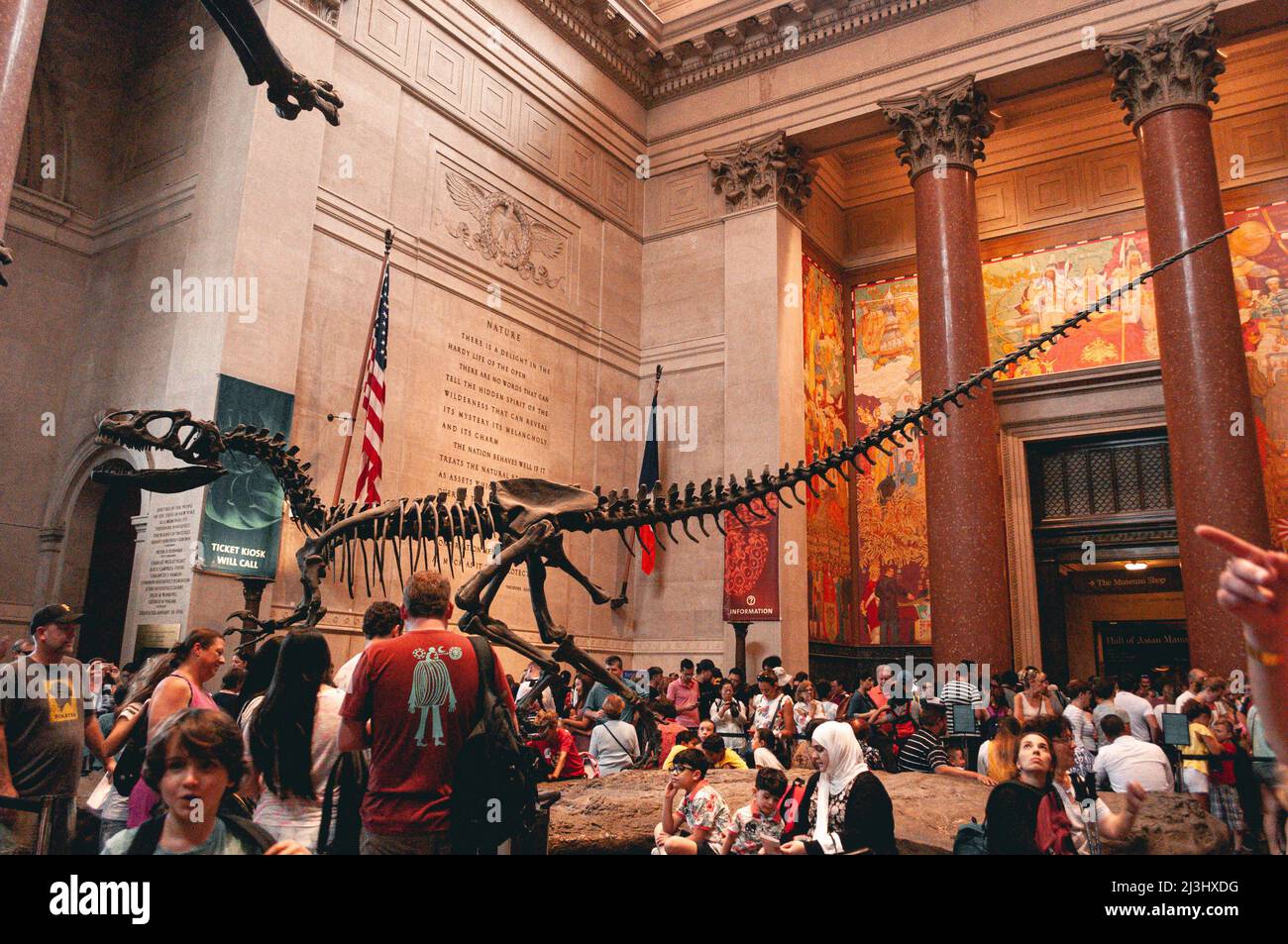 81 STREET - MUSEUM OF NATURAL HISTORY, New York City, NY, USA, location delle riprese per "Night at the Museum" Foto Stock