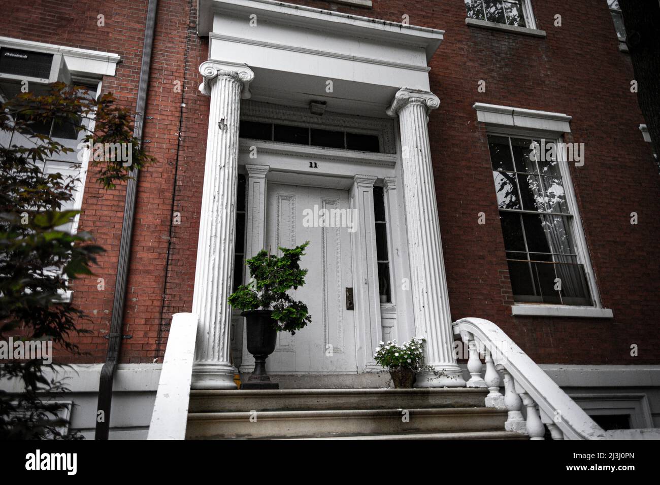 E 8 ST & 5 AV, New York City, NY, USA, sono Legend-Apartment (dal film con Will Smith) Foto Stock