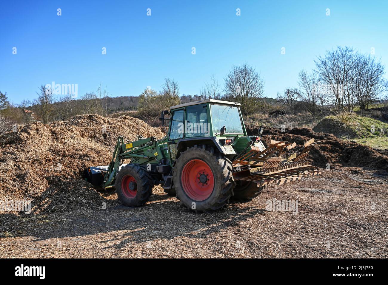 Breuberg, Hesse, Germania, Fendt Farmer 308 LSA / FWA 178 S con benna caricatore, anno 1998, capacità 4154 ccm, 86 cv Foto Stock