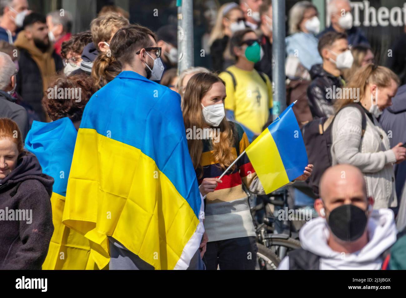 Germania, Baden-Wuerttemberg, Stoccarda, manifestazione di pace contro la guerra Ucraina, 13.03.2022 Foto Stock