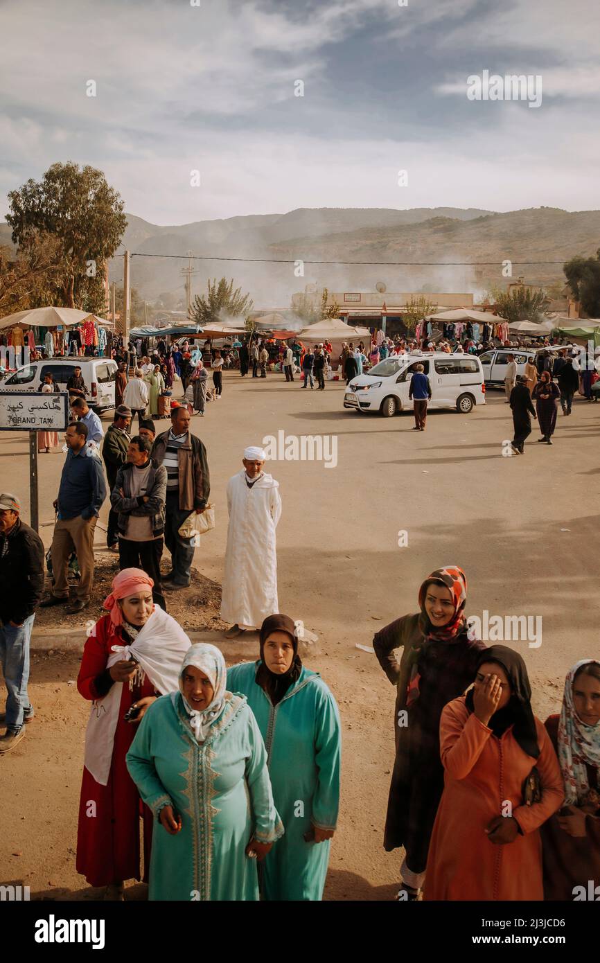 persone, mercato, mercato, strada, città, Maghreb, Marocco, Africa Foto Stock