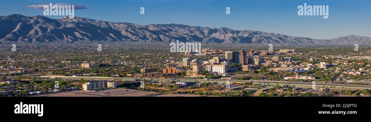 Tucson, Arizona e Catalina Mountains Foto Stock