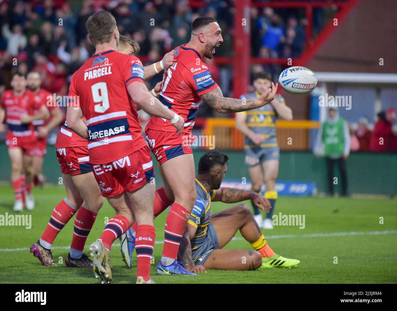 Hull, Regno Unito. 08th Apr 2022. Betfred Challenge Cup tra Hull KR e Castleford Tigers all'Hull College Craven Park Stadium il 8th aprile 2022 Credit: Craig Cresswell/Alamy Live News Foto Stock