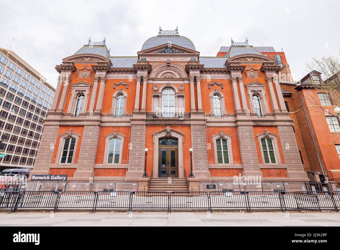 Washington DC, MAR 31 2022 - Vista in alto della Renwick Gallery Foto Stock