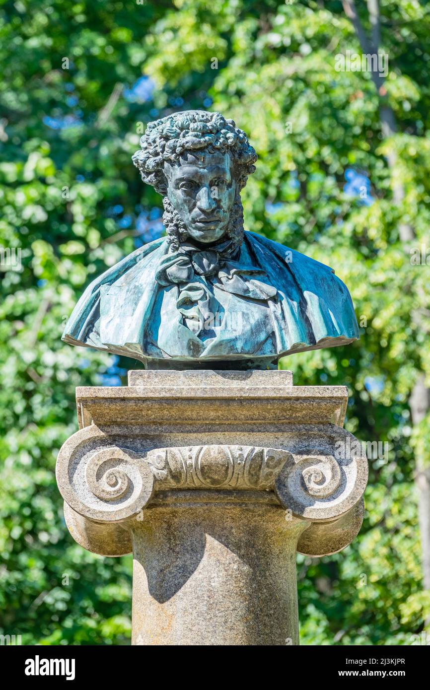 Monumento di Alexander Pushkin nel centro di Chisinau Moldavia Foto Stock